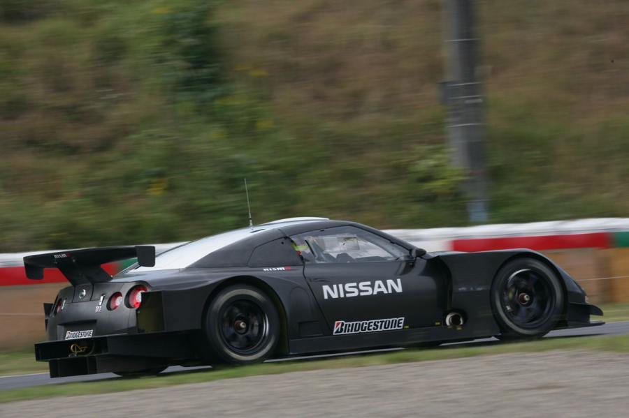  Nissan GT-R GT500 Race Car 2007 года  (фото 7 из 26)
